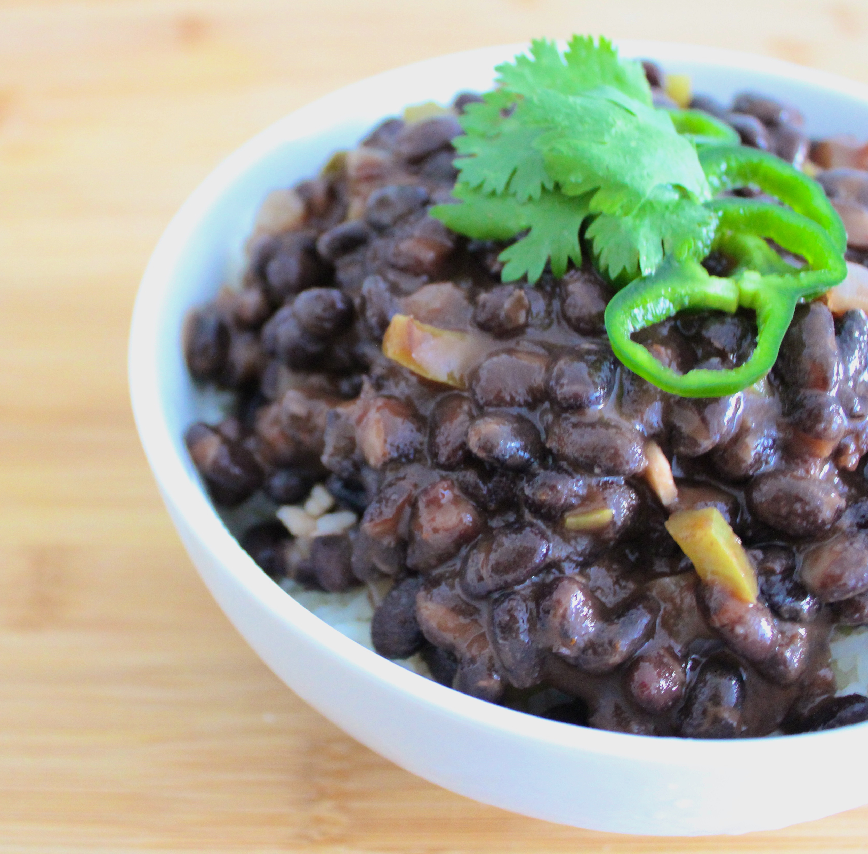 Authentic Black Beans | Frijoles de Chiqui | Meatless Monday – Tedi Sarah
